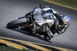 2015-yamaha-yzf-r1m