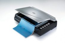 Plustek OpticBook A300 Plus: lo scanner di grande formato anche per i libri