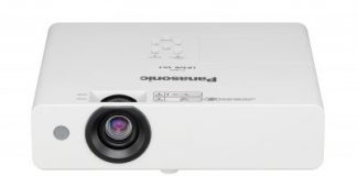 Panasonic annuncia due nuove serie di proiettori portatili Panasonic_proiettore