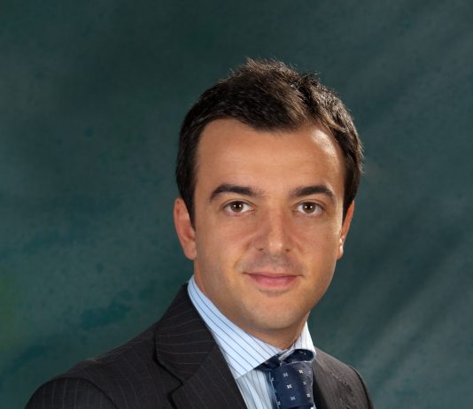 Snom: cloud sempre più protagonista