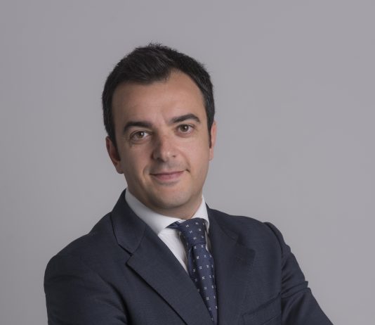 Snom: la nuova sfida è quella di trovare un equilibrio tra la mobility e la classica postazione di lavoro fissa Fabio Albanini, Snom Technologies