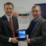 Hagen Gotze, Marketing Manager IP&E di Avnet Abacus e Udo Reinhold, Managing Director di Kingbright Europe