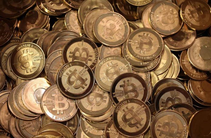 bitcoin - Utah Software Engineer Mints Physical Bitcoins bitcoin