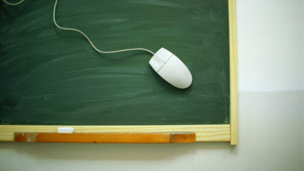 scuola digitale Digital divide, continuità formativa e diritto all'istruzione