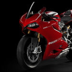Ducati Superbike 1199  Panigale R side  view
