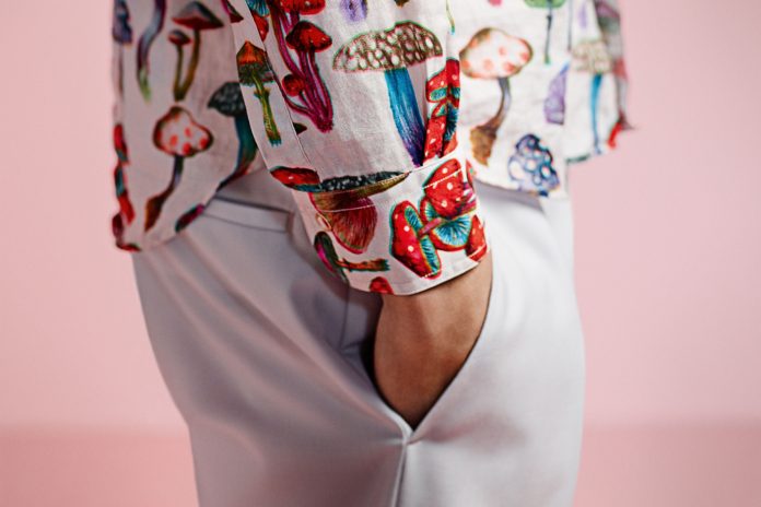 paul-smith-spring-summer-2014-main-line-lookbook-preview-03-vog-party