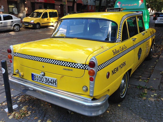 taxi-439740_640