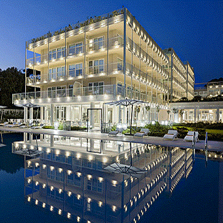 UNA Hotels & Resorts UNA Hotels & Resorts