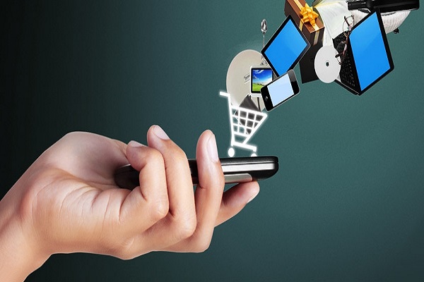 ecommerce-mcommerce Retail: +40% di acquirenti digitali unici in un anno