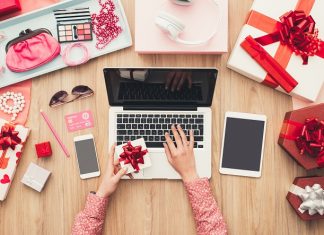 Quasi la metà dei consumatori teme di acquistare regali contraffatti nel periodo delle feste