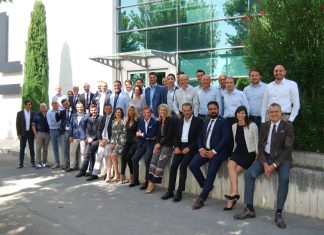 Logical System: azienda ict che assume