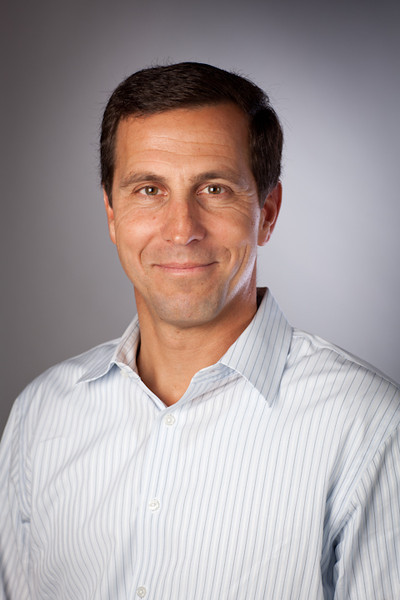 Bertrand Yansouni headshot