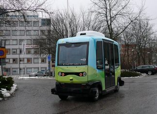 Prenderesti un autobus senza autista? driverless bus