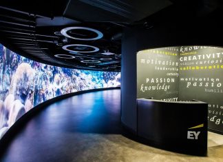 EY inaugura EY wavespace