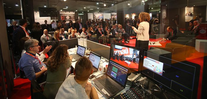SMAU