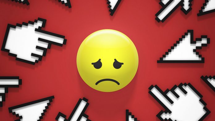 Cyberbullismo Cyberbullismo: come cambia e come difendersi