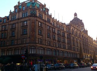 Harrods avvia il processo di digitalizzazione! Harrods