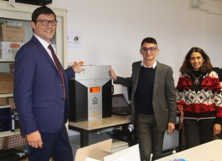 EOS premia quattro università con l’Additive Manufacturing dei sistemi Sintratec Sintratec