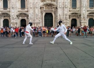 Fencingmob Sorgenia 2018: la scherma arriva in piazza Duomo a Milano