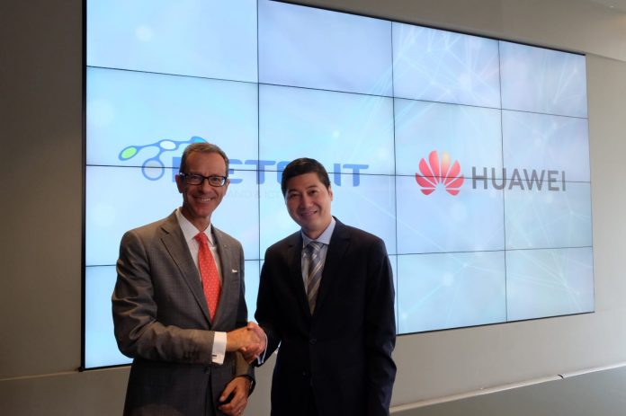 CONF.STAMPA_9.10 - F.Protto CEO Retelit e T. Miao CEO Huawei Italia Retelit e Huawei Italia presentano il loro marketplace Multicloud