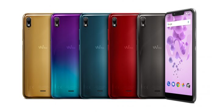 Wiko_View-2-Go_Compo-All-Colors-02 risparmio energetico