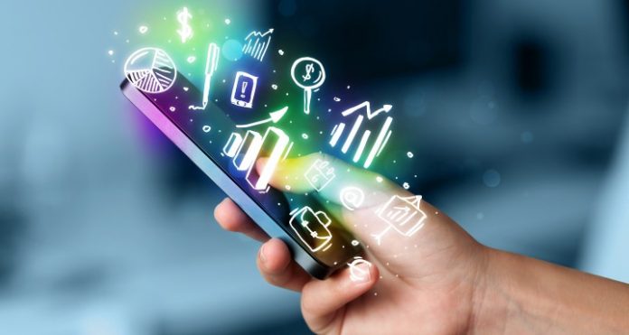 digital trend Retail Transformation: il rapporto complicato tra italiani e digitale