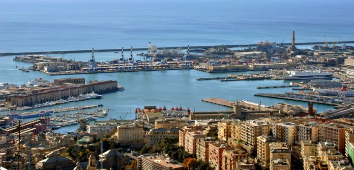 Genova_panorama_Porto_Antico Progetto 5G Genova: avviata l'acquisizione di proposte