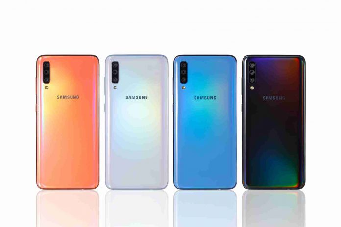 01_GalaxyA70_all_colors_back Galaxy A