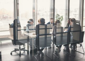 Digital cluttering: dati personali a rischio sul posto di lavoro Digital cluttering: dati personali a rischio sul posto di lavoro