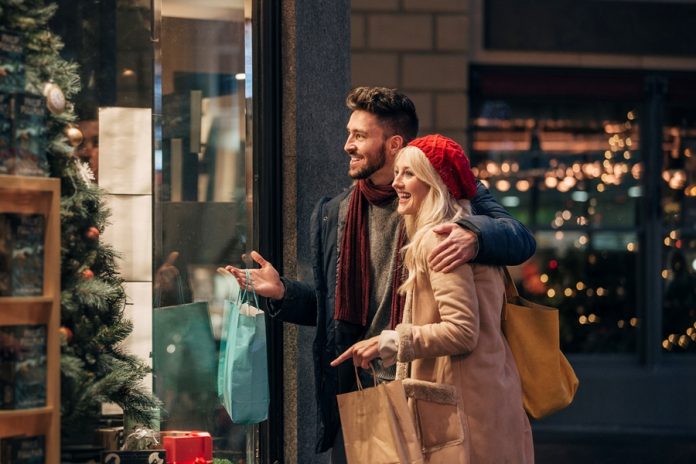 shopping natalizio2_LD Natale 2019: quali saranno le giornate di maggior shopping?