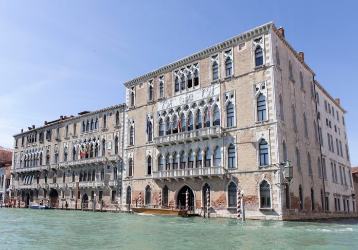 CaFoscari Historic site Venezia UniVe: l'assistente virtuale dell’Università Ca’ Foscari