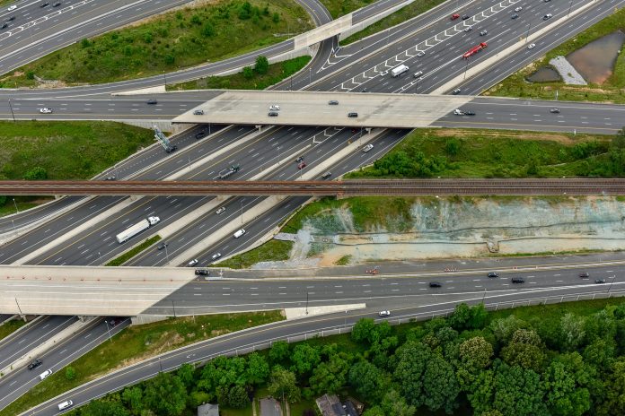 Indra: pedaggio dinamico per l'autostrada I-66 con Mova Collect