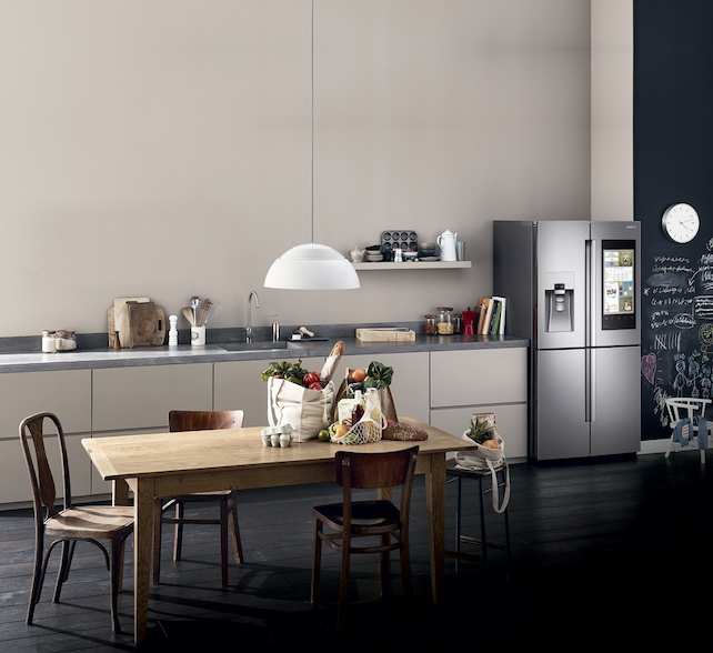 Samsung Family Hub 1 Spreco alimentare: la tecnologia ci aiuta a ridurlo