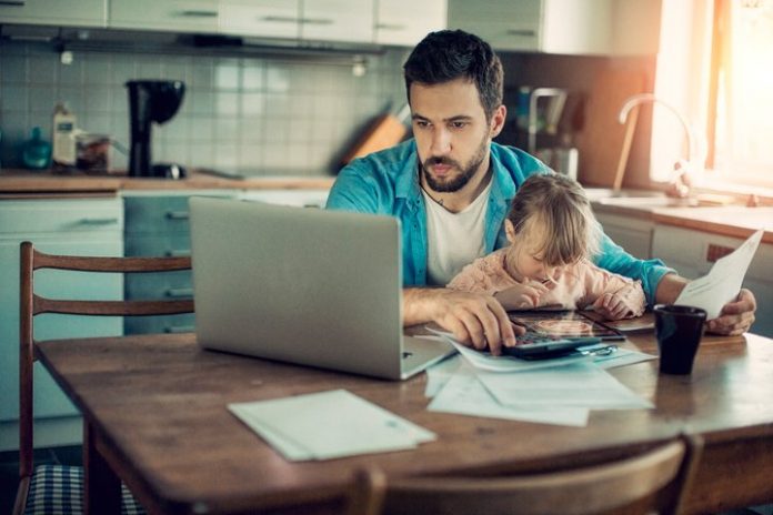 Smart working: gli italiani e il sovraccarico di informazioni