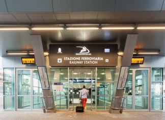 Ferrotramviaria, SIA e Tecknè portano Paga e via all'aeroporto di Bari
