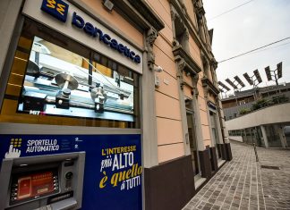 Banca Etica sceglie il Digital Signage di Ricoh