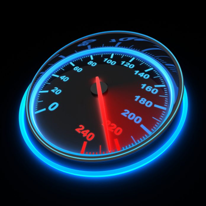 Record di velocità 5G 8 Gbps su una rete commerciale mmWave: priorità allo spettro a 26 GHz per accelerare sul 5G