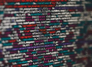 Cresce il volume di dati da archiviare: da tera a peta a zettabyte