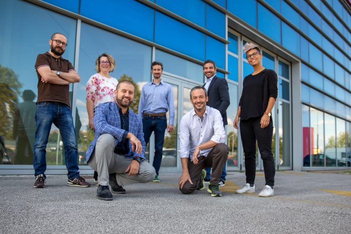 team start up Confirmo team start up Confirmo