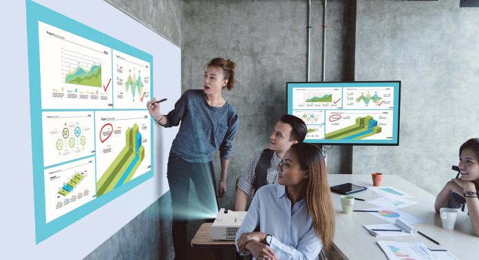 meeting room_projector copy La collaborazione firmata Panasonic Visual Systems Solutions