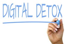Digital Excess, governare l’uso eccessivo della tecnologia digitale digital-excess