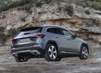 Nuova Mercedes GLA, caratteristiche e migliori offerte Nuova Mercedes GLA, caratteristiche e migliori offerte