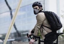 Maschera anti-inquinamento con valvola IoT “Active Shield” Maschera anti-inquinamento