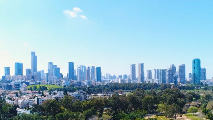 Panorama_of_Tel_Aviv Tel Aviv: la metropoli più smart al mondo, a prova di sicurezza
