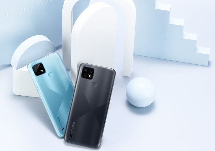 realme C21: il nuovo smartphone arriva in Italia