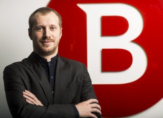 Stazioni di ricarica USB sotto attacchi informatici: come difendersi stazioni di ricarica USB