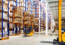 Carenza di merci: a rischio Black Friday e shopping natalizio carenza di merci