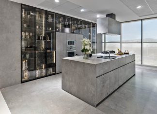 Il Gruppo Neolith si digitalizza con Sothis
