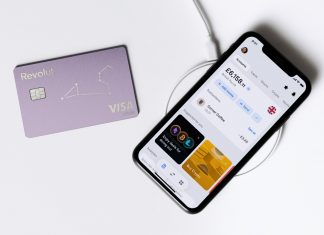 Revolut lancia le carte personalizzate