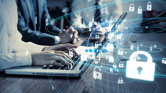 Cyber security concept. Encryption. esperti in cybersecurity